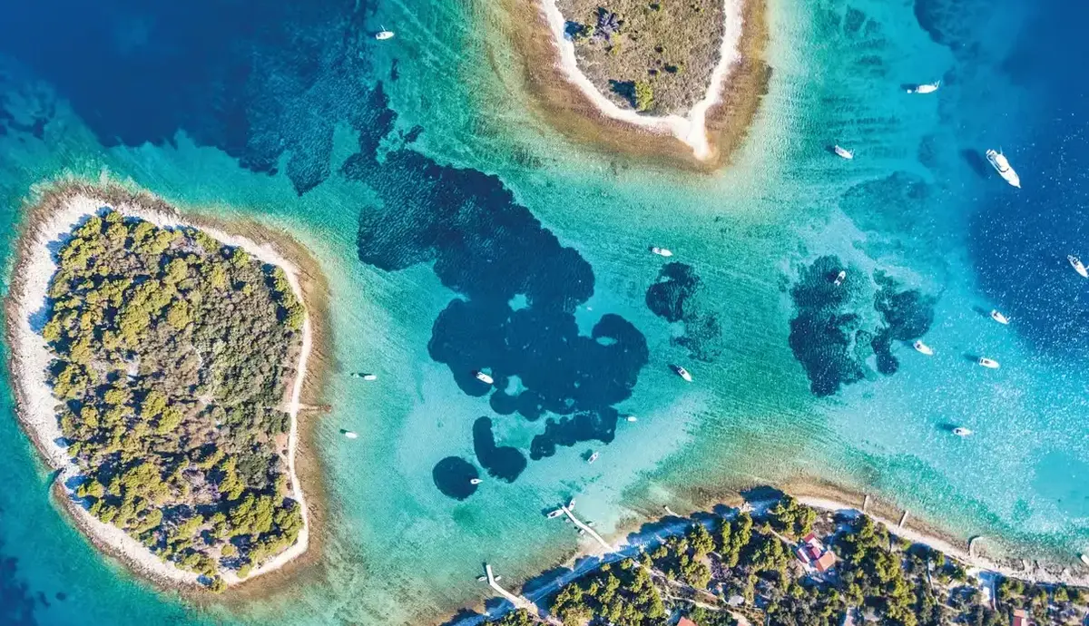 Iz Trogira: Plava laguna, Podvodni muzej i Beach Bar